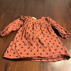 Dress size 18 months